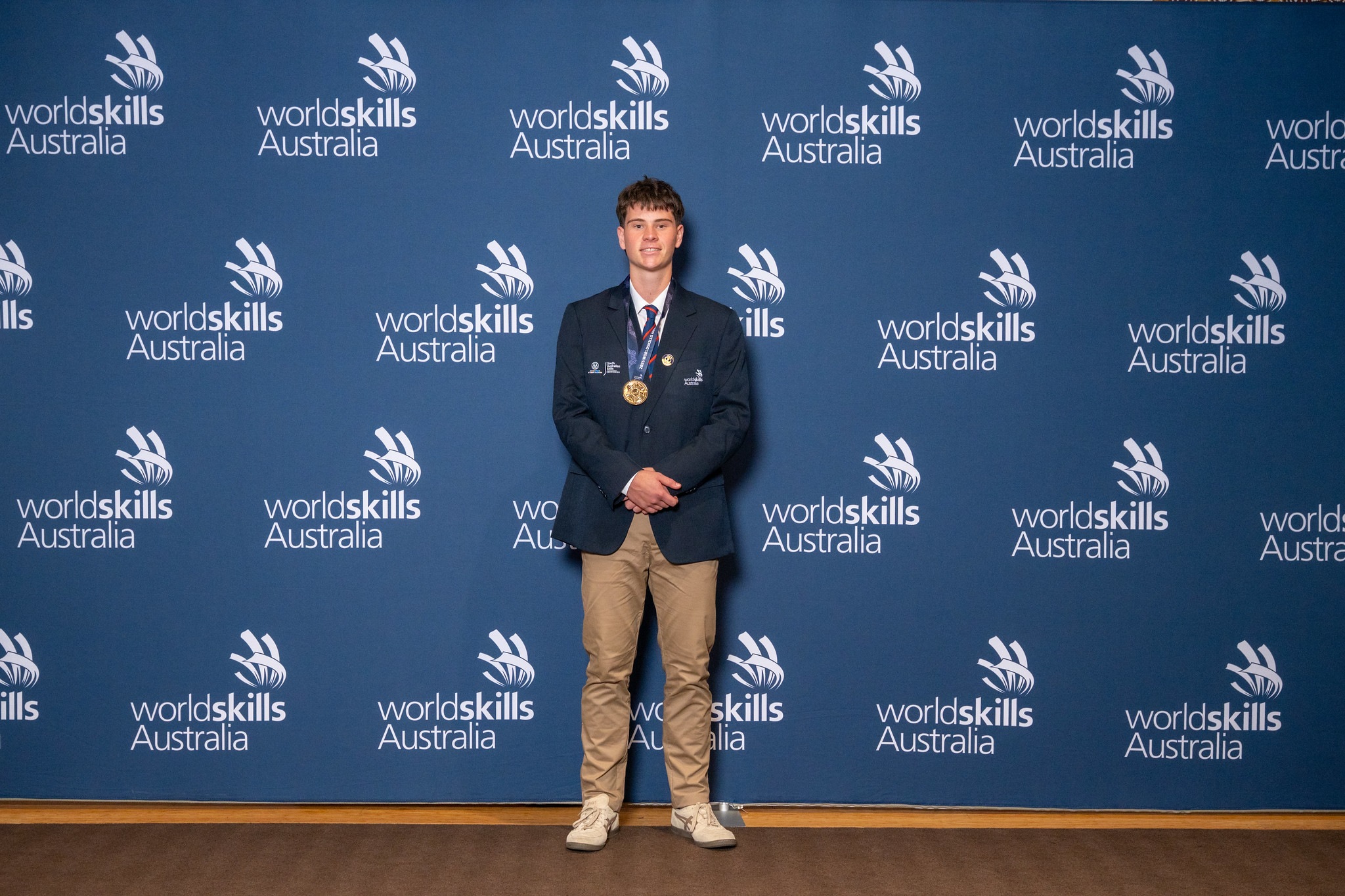 Angus Blanksby Carpentry VE Tis GOLD